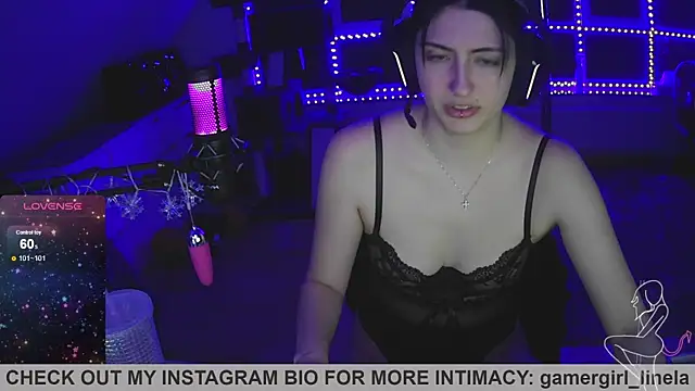 Snapshot of Gamergirl-Linela chatting on 21, 11, 2025 Gamergirl-Linela online show from 21, 11, 2025