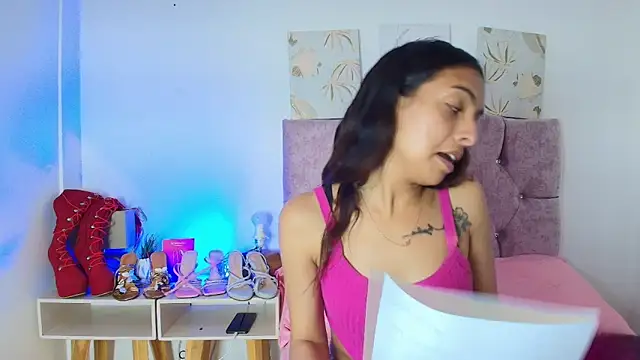 Skye Moore online show from 9, 3, 2026