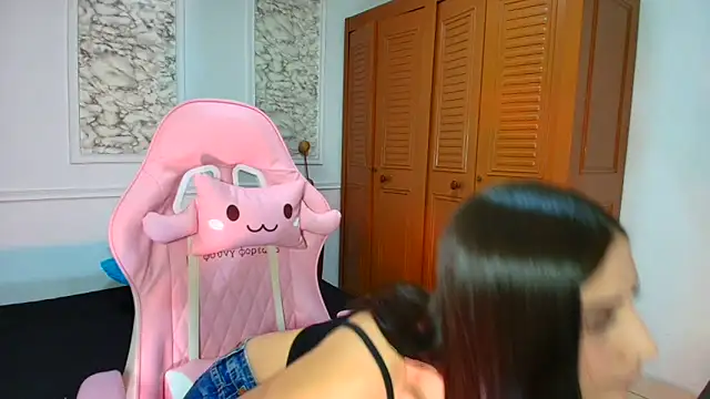 Danella houston online show from 17, 12, 2025