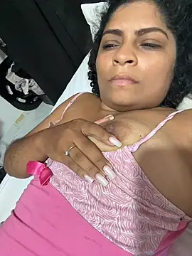 Snapshot of Tana_latin chatting on 18, 4, 2026 Tana latin online show from 18, 4, 2026