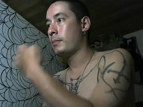 Snapshot of vampireathome chatting on 2, 5, 2026 vampireathome online show from 2, 5, 2026