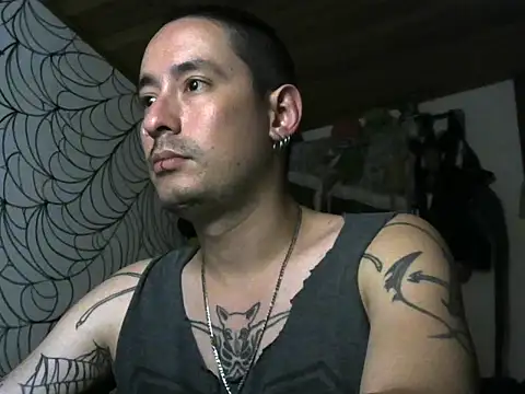 Snapshot of vampireathome chatting on 17, 5, 2026 vampireathome online show from 17, 5, 2026