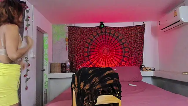 Snapshot of katia_voodoo13 chatting on 21, 3, 2025 katia voodoo13 online show from 21, 3, 2025