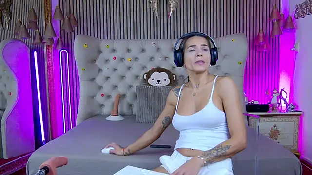 PlayfulShow online show from 8, 11, 2025