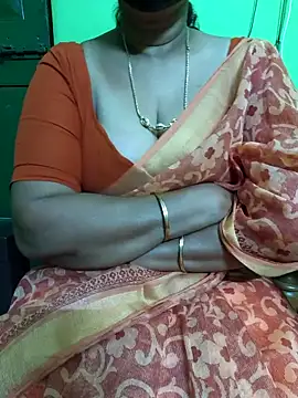 Snapshot of niiveditha chatting on 9, 3, 2025 niiveditha online show from 9, 3, 2025