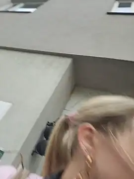 Snapshot of Sexybiene969 chatting on 23, 10, 2025 Sexybiene969 online show from 23, 10, 2025