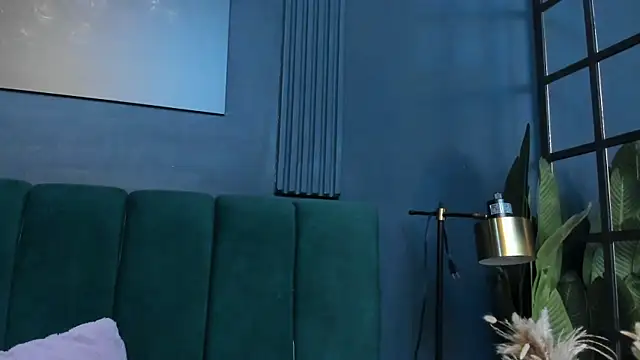 Snapshot of scarlet_edwars chatting on 28, 10, 2025 scarlet edwars online show from 28, 10, 2025