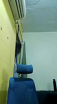 Snapshot of crazyfreaking chatting on 17, 3, 2025 crazyfreaking online show from 17, 3, 2025