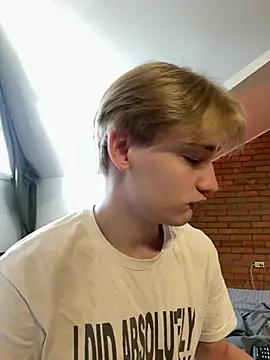 Snapshot of Julian_wins chatting on 20, 3, 2025 Julian wins online show from 20, 3, 2025