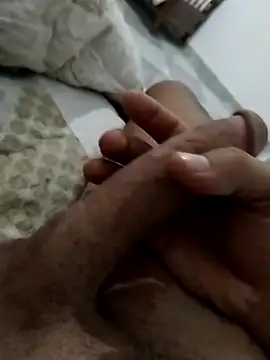 Snapshot of aymenso chatting on 16, 9, 2025 aymenso online show from 16, 9, 2025