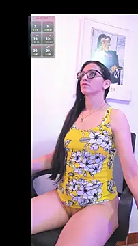 Snapshot of RachelsX chatting on 8, 9, 2025 RachelsX online show from 8, 9, 2025