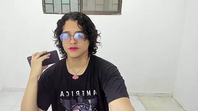 Diane blossom online show from 5, 12, 2025