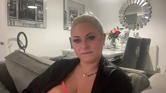 GemaJBusty online show from 16, 2, 2025