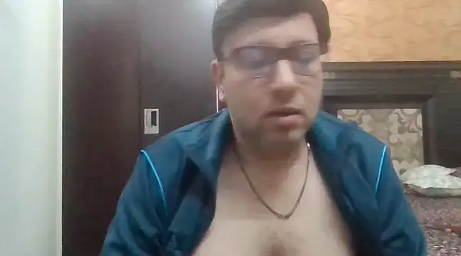 Snapshot of innocentboy1987 chatting on 15, 2, 2025 innocentboy1987 online show from 15, 2, 2025