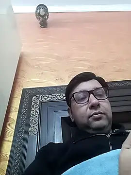 Snapshot of innocentboy1987 chatting on 28, 2, 2025 innocentboy1987 online show from 28, 2, 2025