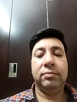 innocentboy1987 online show from 26, 2, 2026