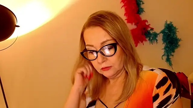 Snapshot of leaxSTAR chatting on 18, 3, 2025 leaxSTAR online show from 18, 3, 2025