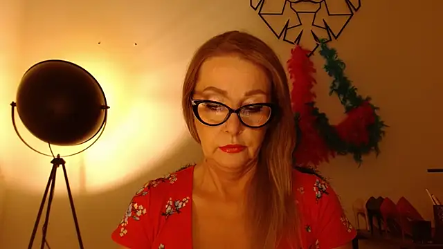 leaxSTAR online show from 8, 7, 2026