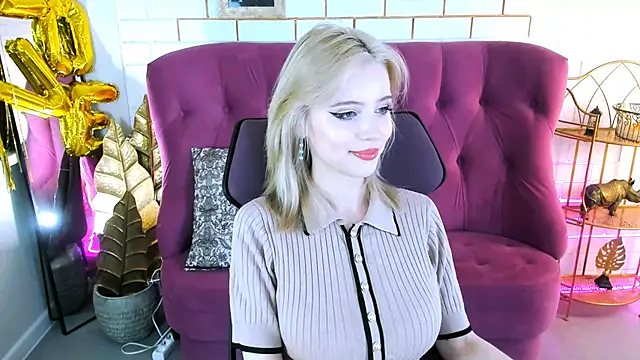 LeonaStane online show from 27, 11, 2025