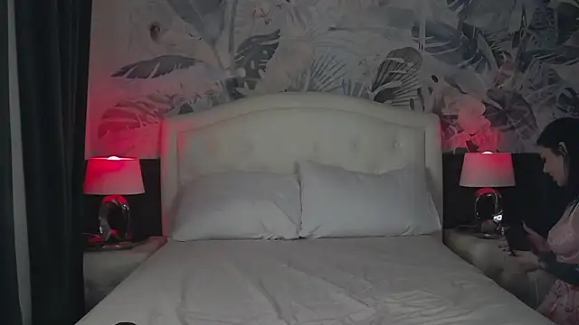 MaeveMoon online show from 3, 2, 2026