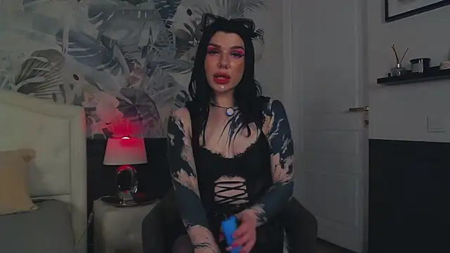 MaeveMoon online show from 21, 3, 2026