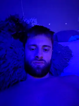 ademandjulia online show from 4, 11, 2025