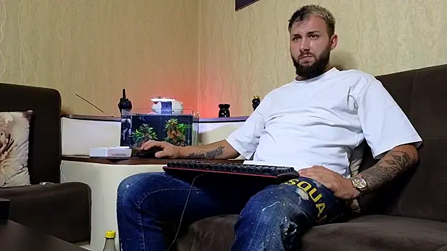 JamieNoxus online show from 12, 9, 2025