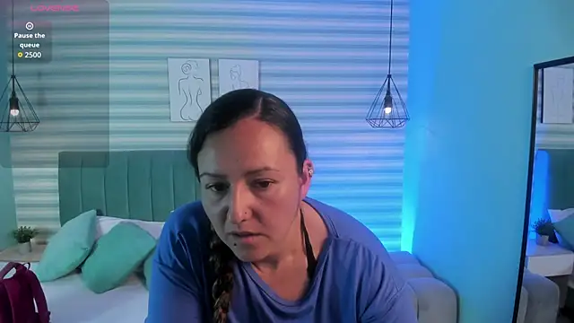 abby apple online show from 15, 10, 2025