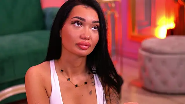 SashaFerrera online show from 17, 2, 2025