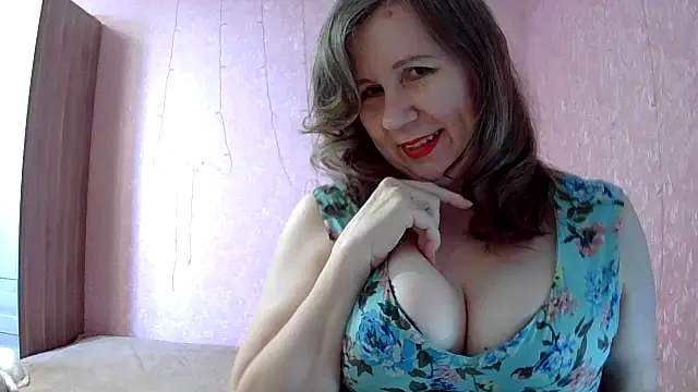 Snapshot of Starsan chatting on 8, 7, 2026 Starsan online show from 8, 7, 2026