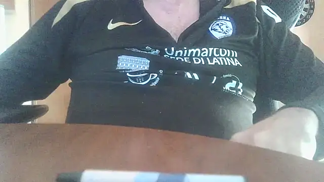 Snapshot of lanata chatting on 25, 4, 2026 lanata online show from 25, 4, 2026