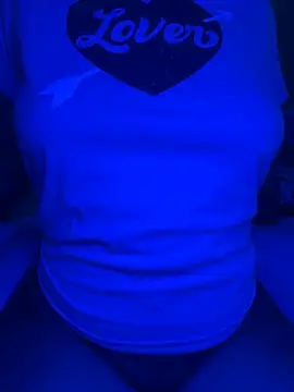 chocolate bunnyxX online show from 9, 3, 2025