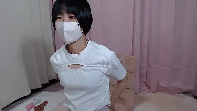 Snapshot of ASAHI_chan chatting on 23, 10, 2025 ASAHI chan online show from 23, 10, 2025