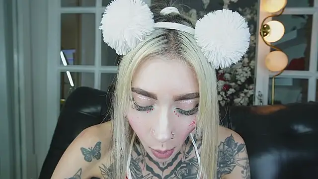 miss   angel online show from 2, 2, 2026