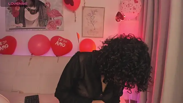 Dhalila  online show from 15, 2, 2025