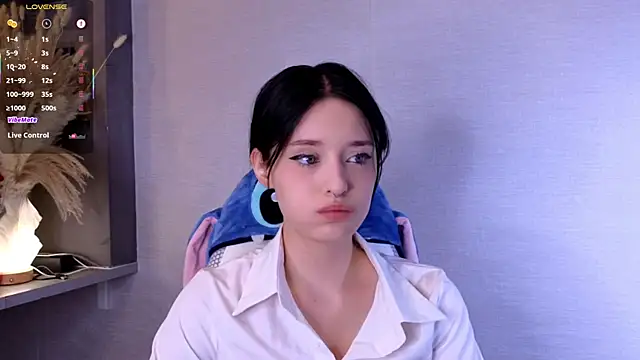 Snapshot of Hisoka_akerley chatting on 16, 7, 2026 Hisoka akerley online show from 16, 7, 2026