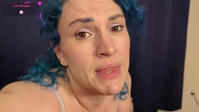 CupcakeCravings online show from 18, 2, 2025