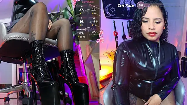 saralovens online show from 26, 2, 2026