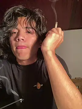 Snapshot of shadowsofgarden chatting on 23, 2, 2025 shadowsofgarden online show from 23, 2, 2025