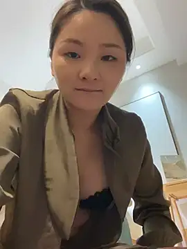 Mia-77 online show from 21, 2, 2025