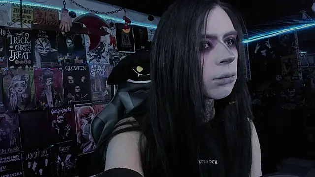 Snapshot of rotten_dreams chatting on 9, 9, 2025 rotten dreams online show from 9, 9, 2025