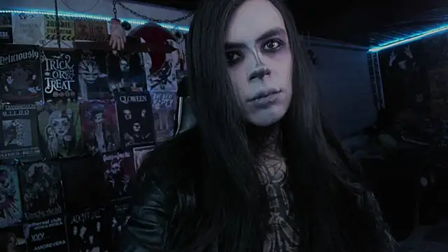 Snapshot of rotten_dreams chatting on 5, 11, 2025 rotten dreams online show from 5, 11, 2025