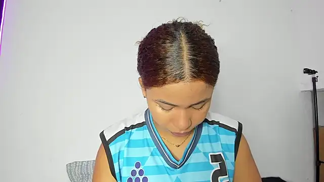 MELINAMARTINS online show from 28, 3, 2026