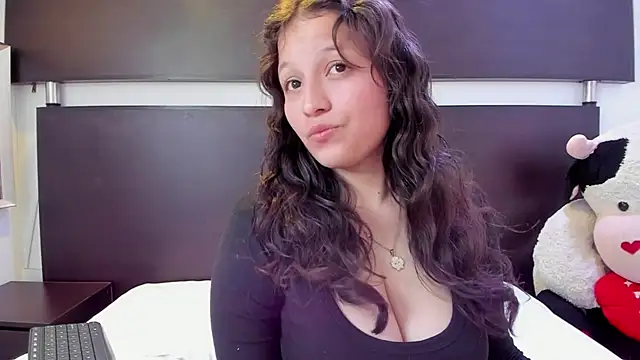 Marii 18 online show from 14, 3, 2025