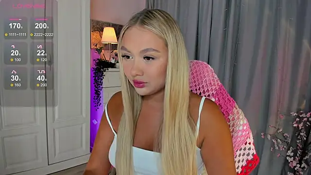 Snapshot of _Loneve__ chatting on 12, 9, 2025  Loneve   online show from 12, 9, 2025