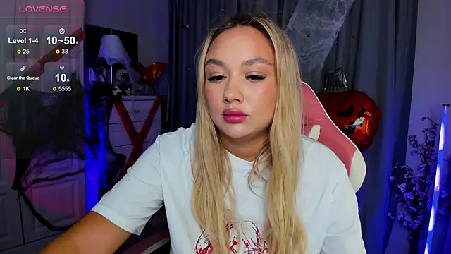  Loneve   online show from 30, 10, 2025