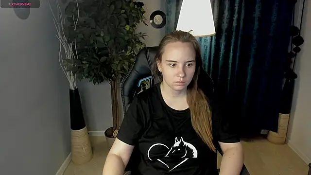 Lika 0ne online show from 24, 4, 2026