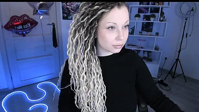 HoneySallyMoore online show from 15, 2, 2026