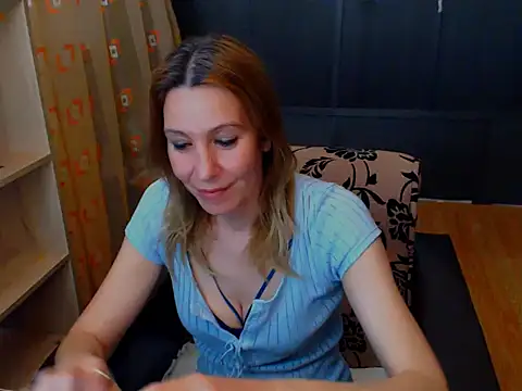 Snapshot of hannaha chatting on 3, 4, 2026 hannaha online show from 3, 4, 2026