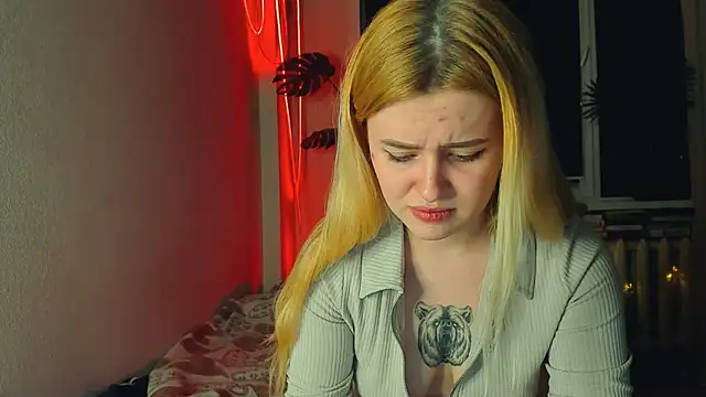 Alexa Pirs online show from 8, 3, 2025